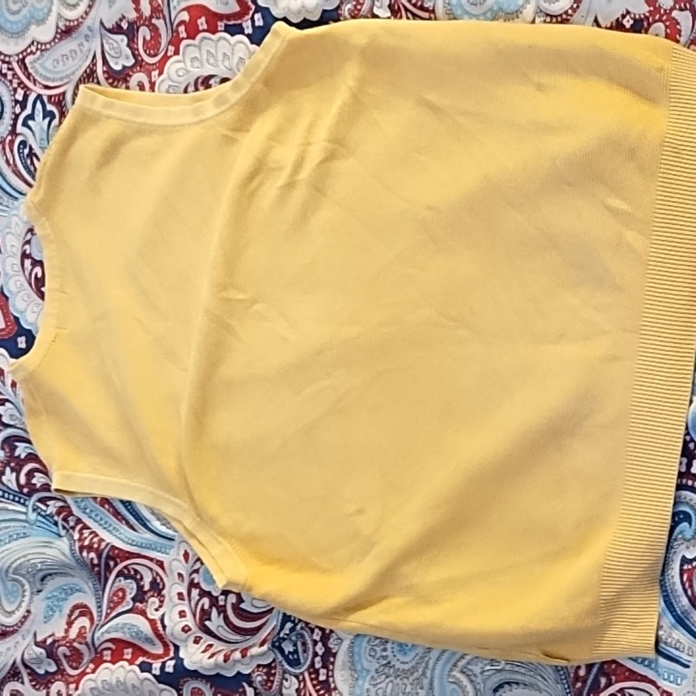 Izod Vest - Picture 2 of 2
